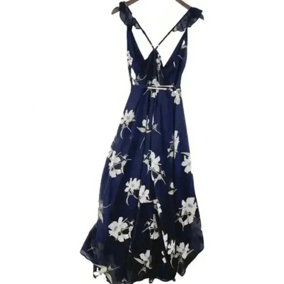 Lulu's Chiffon Wrap Maxi Dress‎ Beach Tied Waist Floral Size M - Picture 2 of 8
